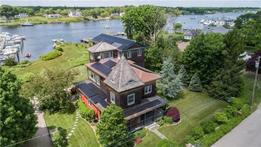 43 Avondale Road, Westerly, Rhode Island 02891