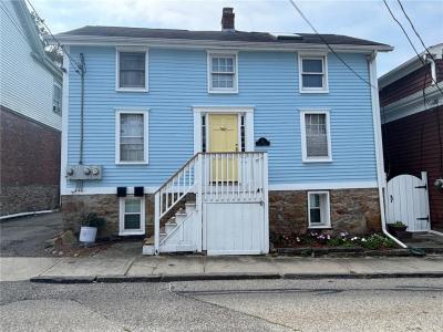 21 Pope Street 2, Newport, RI 02840, USA