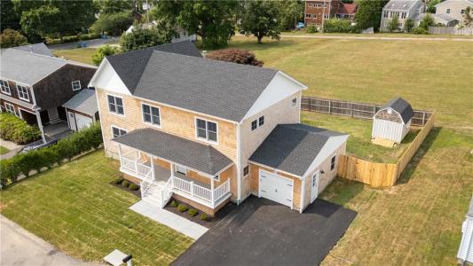 24 Perry Avenue, Middletown, Rhode Island 02842