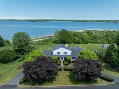 55 Sigourney Road, Portsmouth, Rhode Island 02871