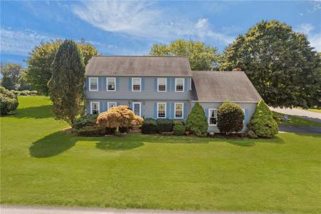 78 Cornelius Drive, Portsmouth, RI 02871, USA