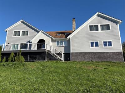 10 J H Dwyer Drive, Middletown, Rhode Island 02842