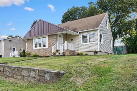 149 Yeoman Avenue, Cranston, RI 02920, USA