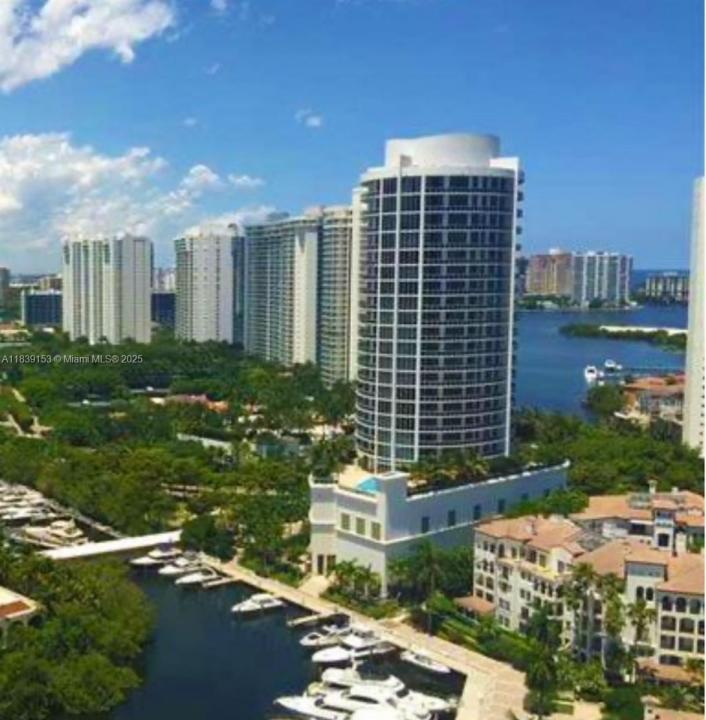 4100 Island Blvd 2303, Aventura, FL 33160