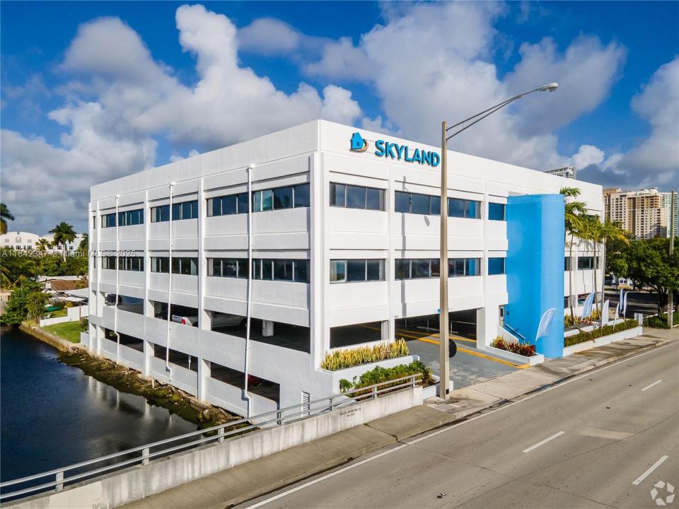 955 S Federal Hwy, Fort Lauderdale, FL 33316