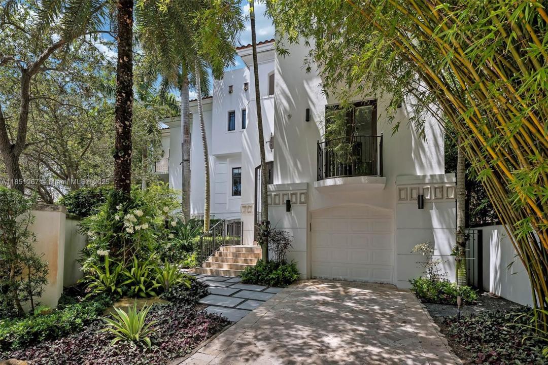 3320 Devon Rd, Miami, FL 33133