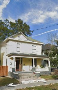 141 W 9TH ST, Jacksonville, FL 32206