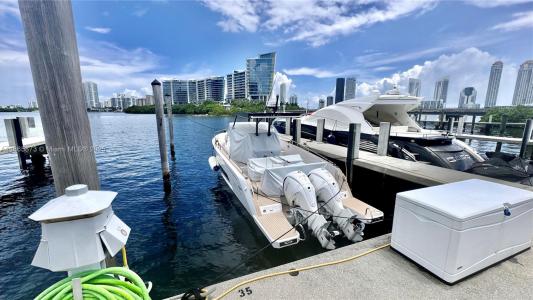 4041 ISLAND ESTATE, Aventura, FL 33160