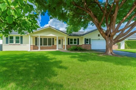 3921 NE 31st Ave, Lighthouse Point, FL 33064