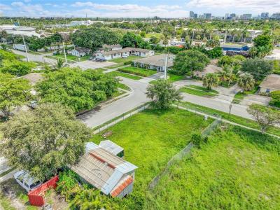 1819 Suwanee Dr, West Palm Beach, FL 33409