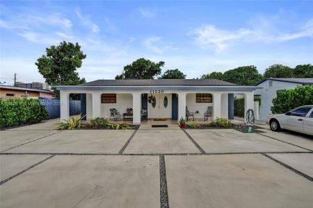 11220 SW 2nd St, Sweetwater, FL 33174