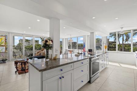 3589 S Ocean Blvd 306, South Palm Beach, FL 33480