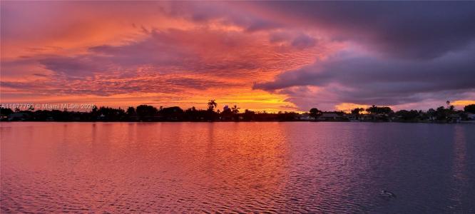 5701 SW 24th Ave, Dania Beach, FL 33312