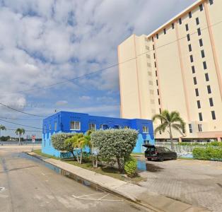 809 S Ocean Dr, Hollywood, FL 33019