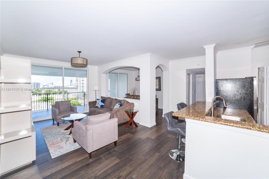 17150 N Bay Rd 2914, Sunny Isles Beach, FL 33160