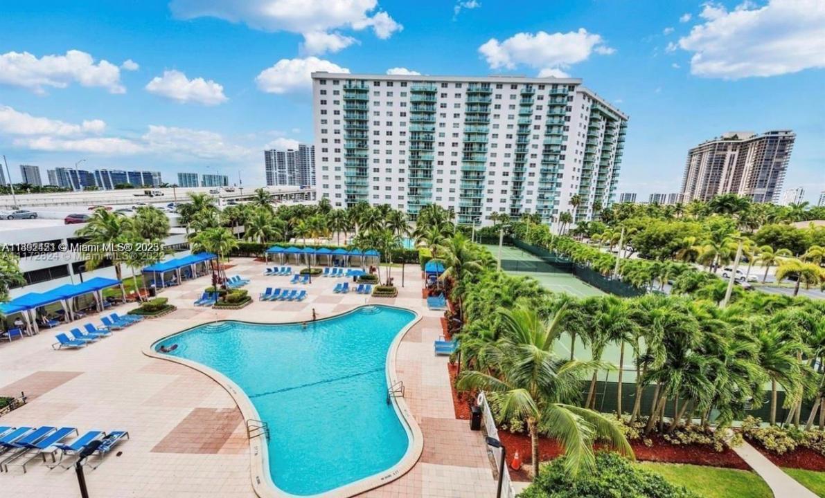 Sunny Isles Beach, FL 33160