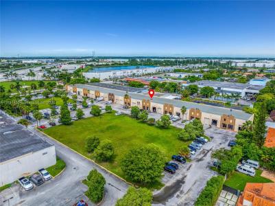 13117 NW 107th Ave E9, Hialeah Gardens, FL 33018