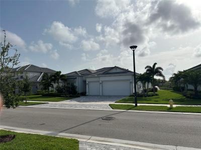 10904 Stellar Cir, Palm Beach Gardens, FL 33412