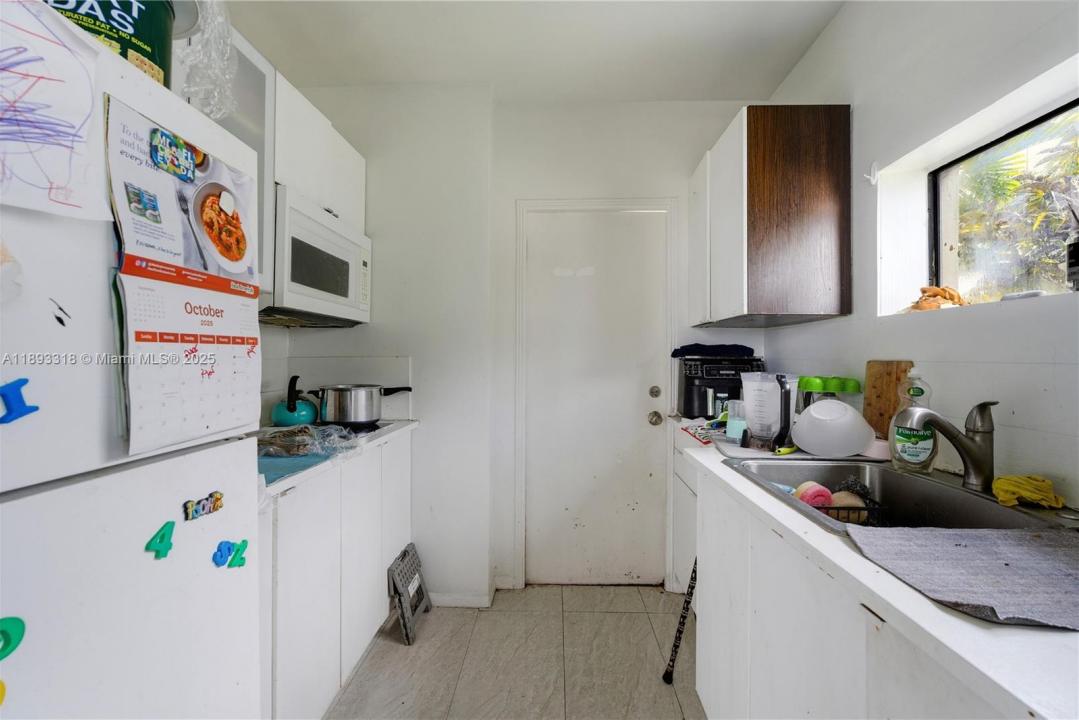 Miami Beach, FL 33141