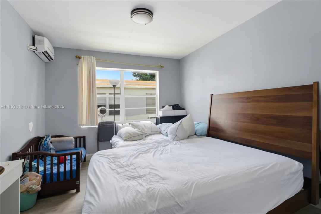 Miami Beach, FL 33141