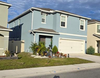 1292 Cascades Ave, Davenport, FL 33837