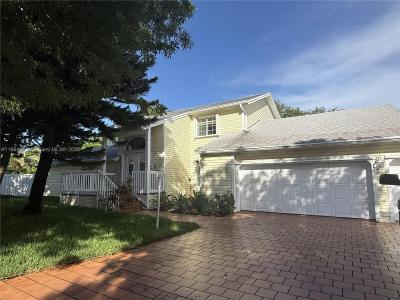 15051 SW 149th St, Miami, FL 33196