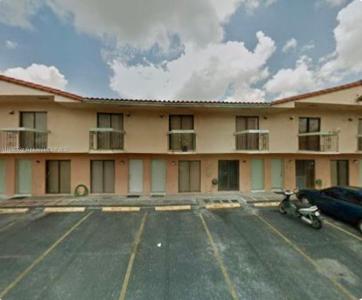 7989 NW 7th St, Miami, FL 33126