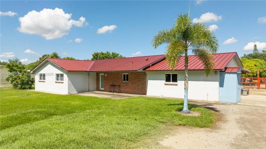 19501 SW 236th St, Homestead, FL 33031