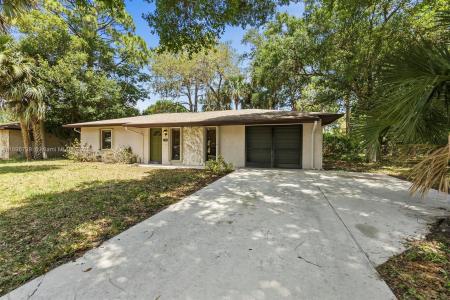 7502 Bayard Rd, Fort Pierce, FL 34951