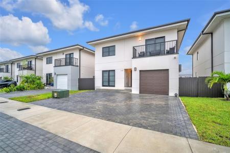 1337 NW 3rd St, Florida City, FL 33034