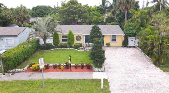 6270 SW 18th Ct, North Lauderdale, FL 33068