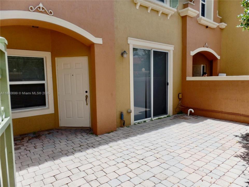 14358 SW 9th Ct 2308, Pembroke Pines, FL 33027