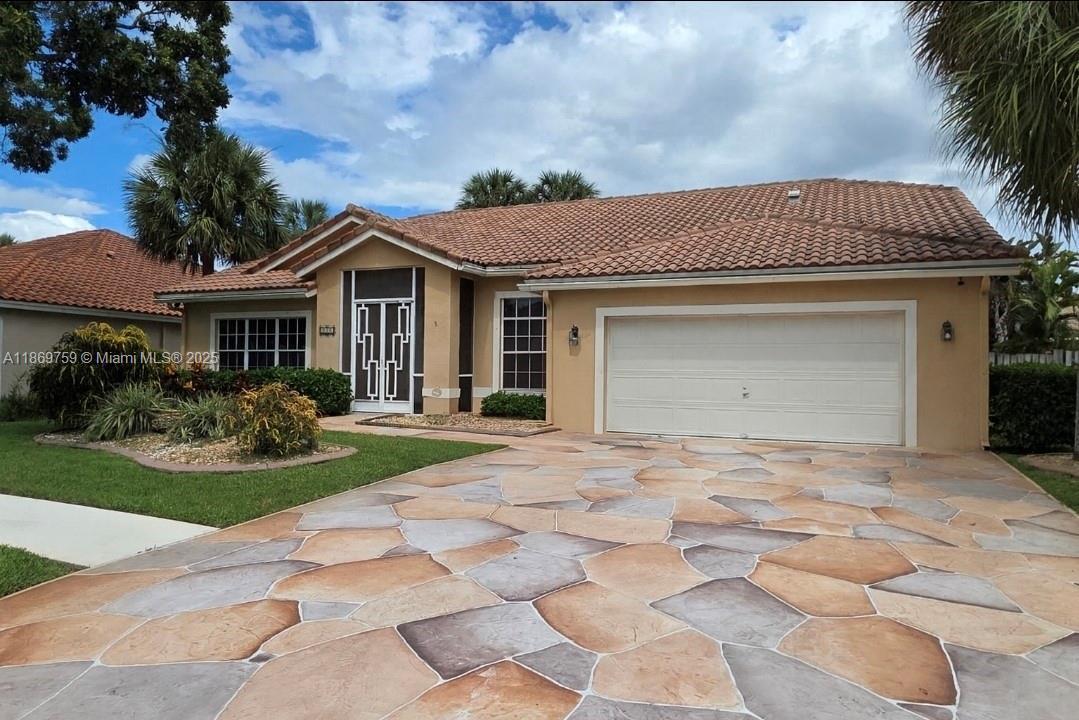 5112 NW 66th Ave, Lauderhill, FL 33319