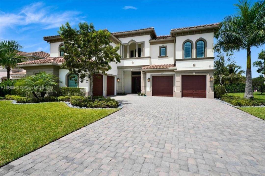 14855 Millstone Ranches Dr, Davie, FL 33331