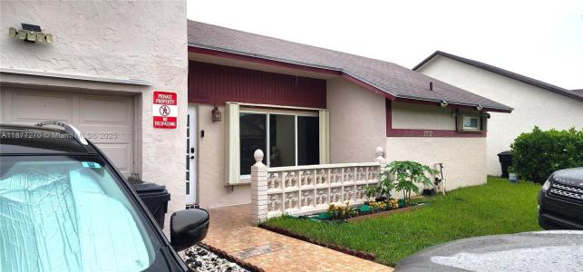 7707 SW 8th St, North Lauderdale, FL 33068