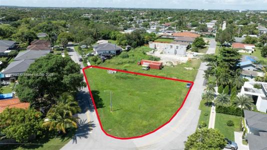 9800 SW 213th St, Cutler Bay, FL 33189