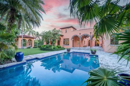 221 Casuarina Concourse, Coral Gables, FL 33143