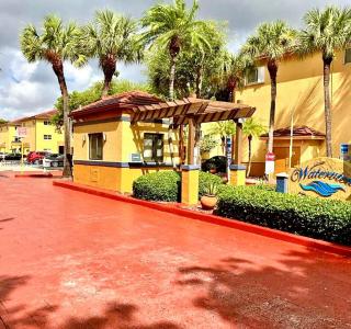 8250 SW 149th Ct 8-206, Miami, FL 33193