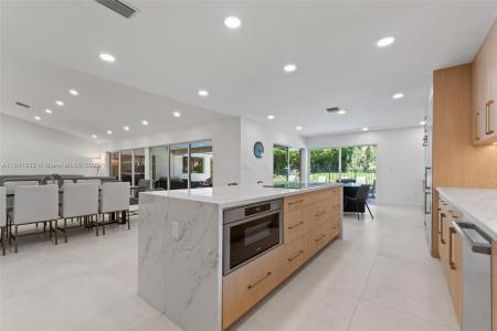 4246 Live Oak Blvd, Delray Beach, FL 33445