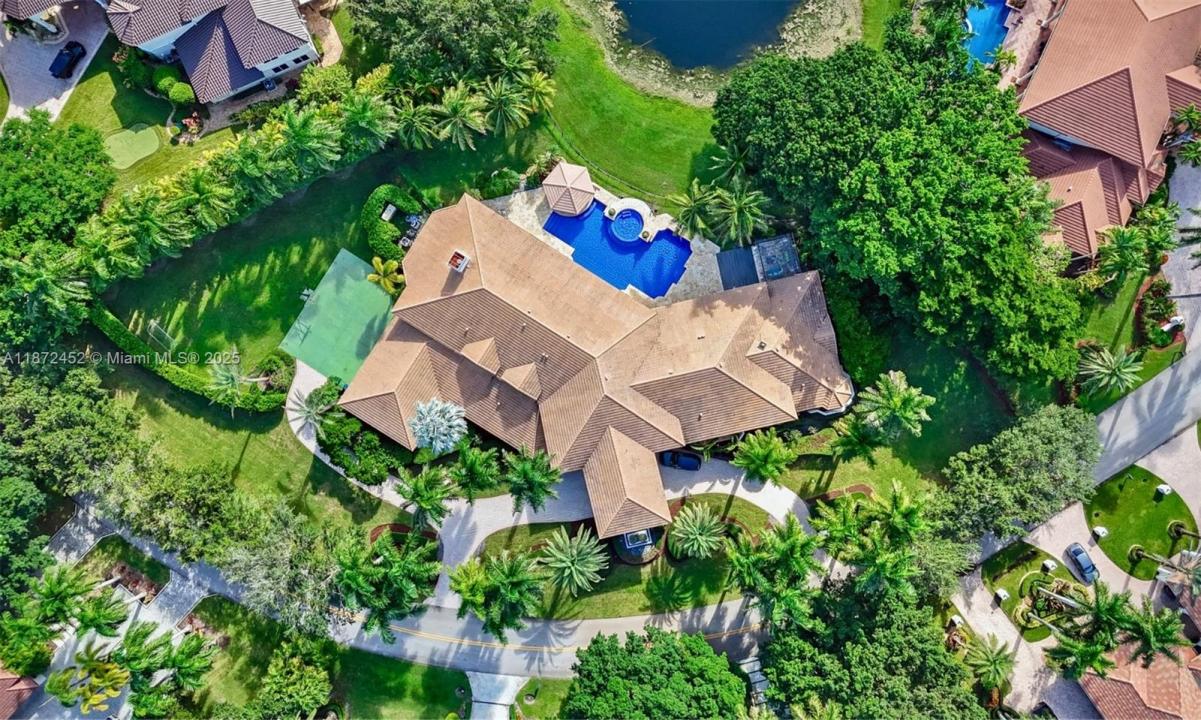 3502 Derby Ln, Weston, FL 33331