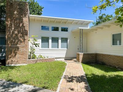 6395 SW 42nd Ter 1, South Miami, FL 33155