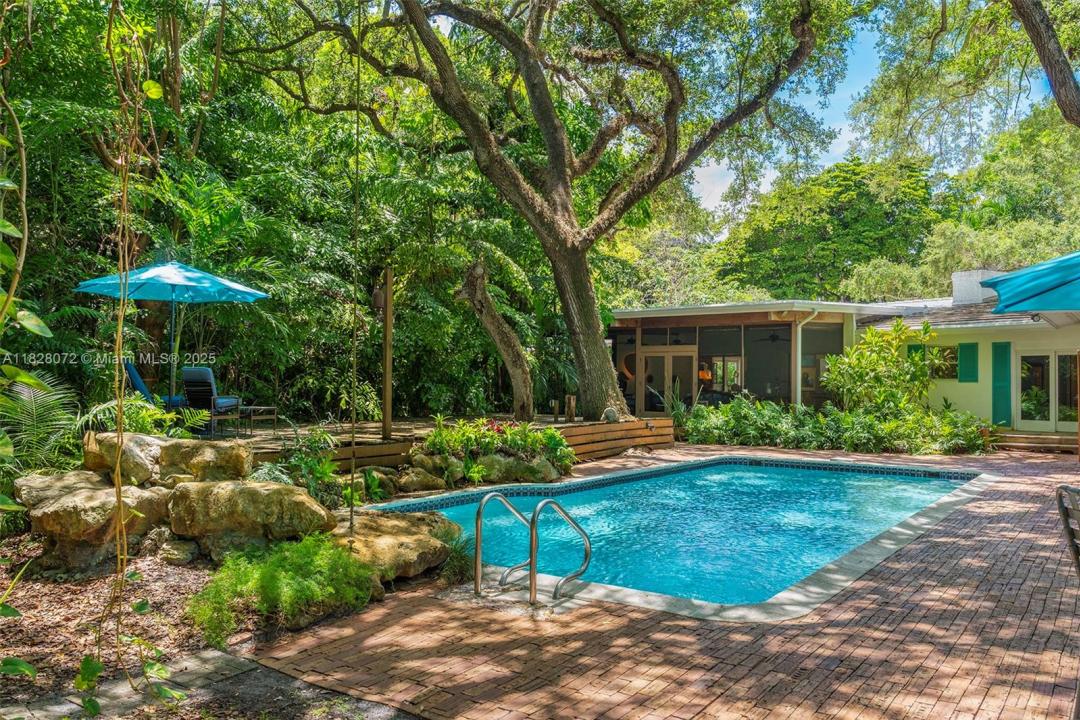 3540 N Moorings Way, Miami, FL 33133