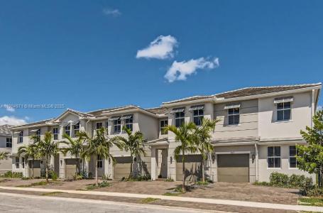 117 SW 170th Ave 117, Pembroke Pines, FL 33027