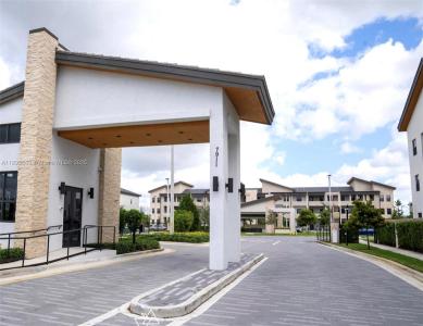 7855 NW 104th Ave 5, Doral, FL 33178