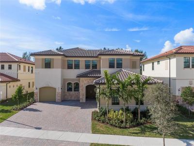 9065 W Parkland Bay Trl, Parkland, FL 33076