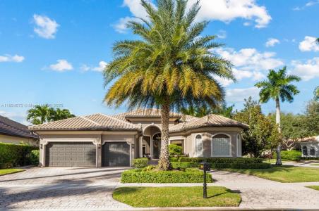 10775 Blue Palm St N/A, Plantation, FL 33324