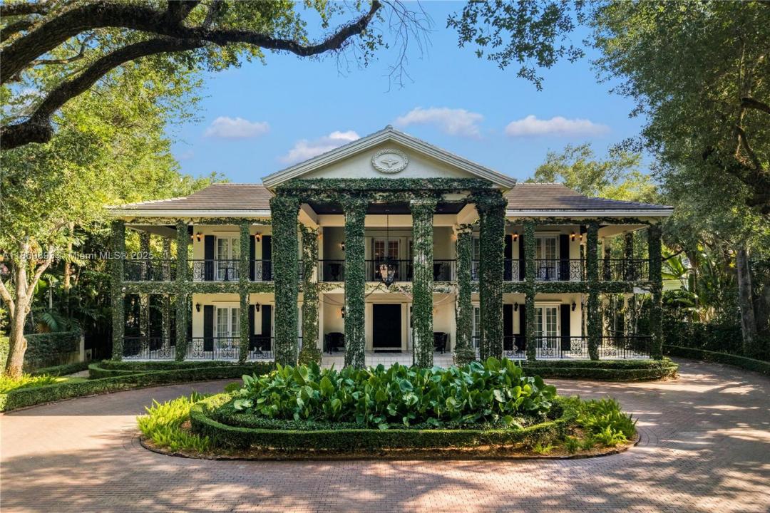 612 Sunset Dr, Coral Gables, FL 33143
