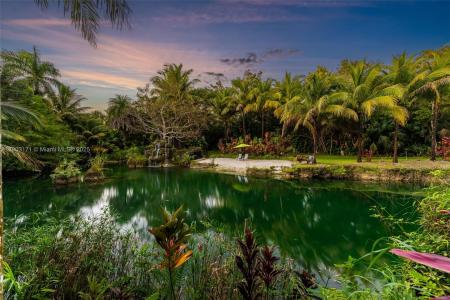 15000 SW 200th St, Miami, FL 33187