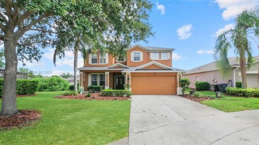 115 Essex Pl, Davenport, FL 33896