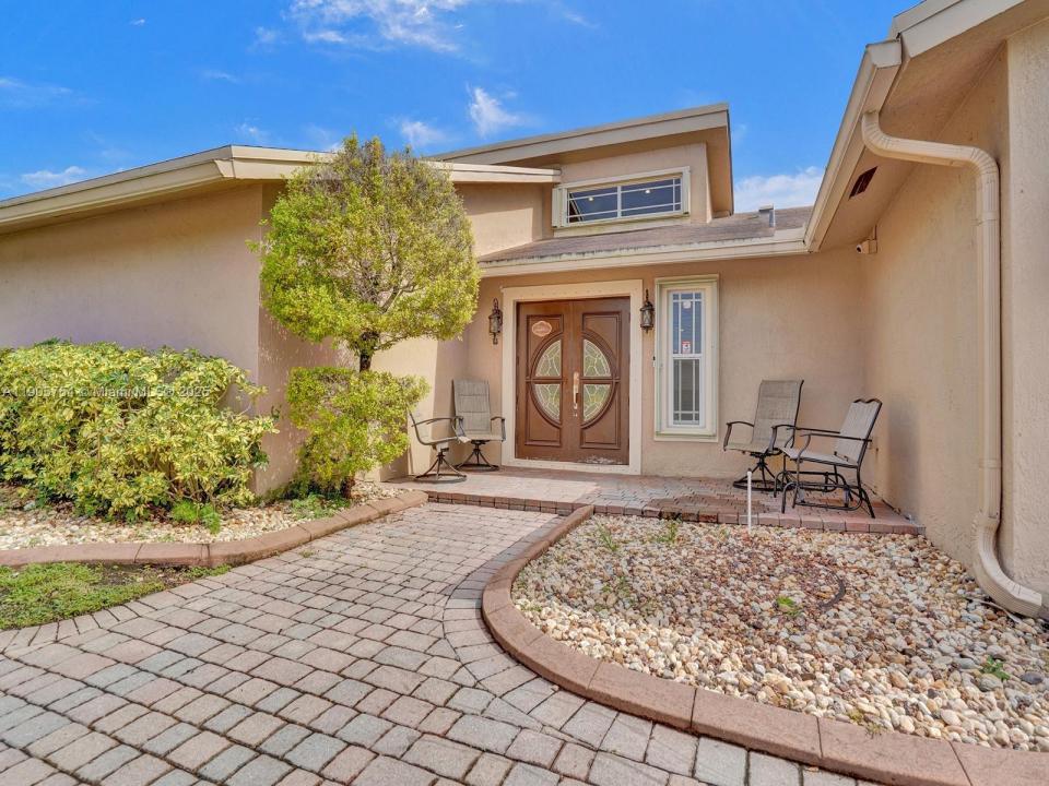 9700 NW 33rd St 9700, Sunrise, FL 33351